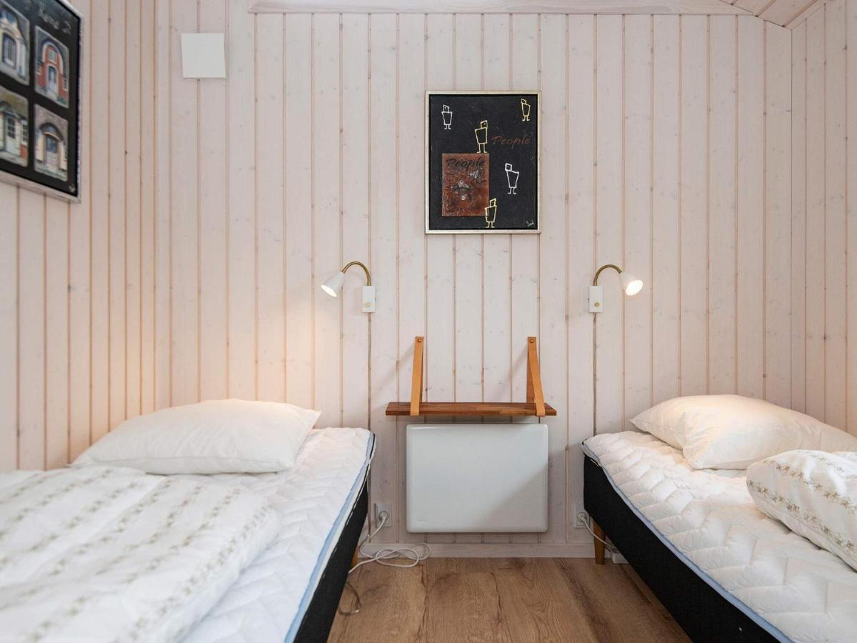 6 Person Holiday Home In R M Lakolk ภายนอก รูปภาพ