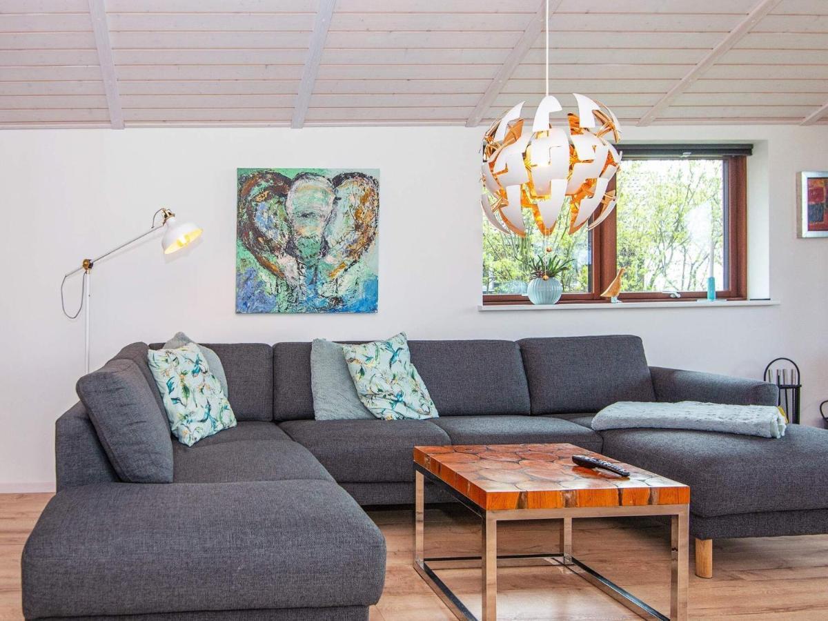 6 Person Holiday Home In R M Lakolk ภายนอก รูปภาพ