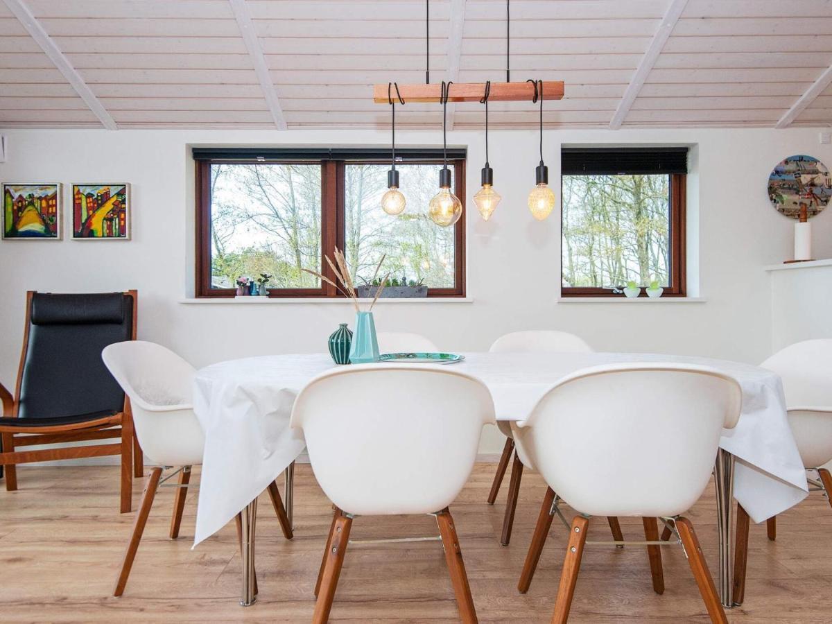 6 Person Holiday Home In R M Lakolk ภายนอก รูปภาพ