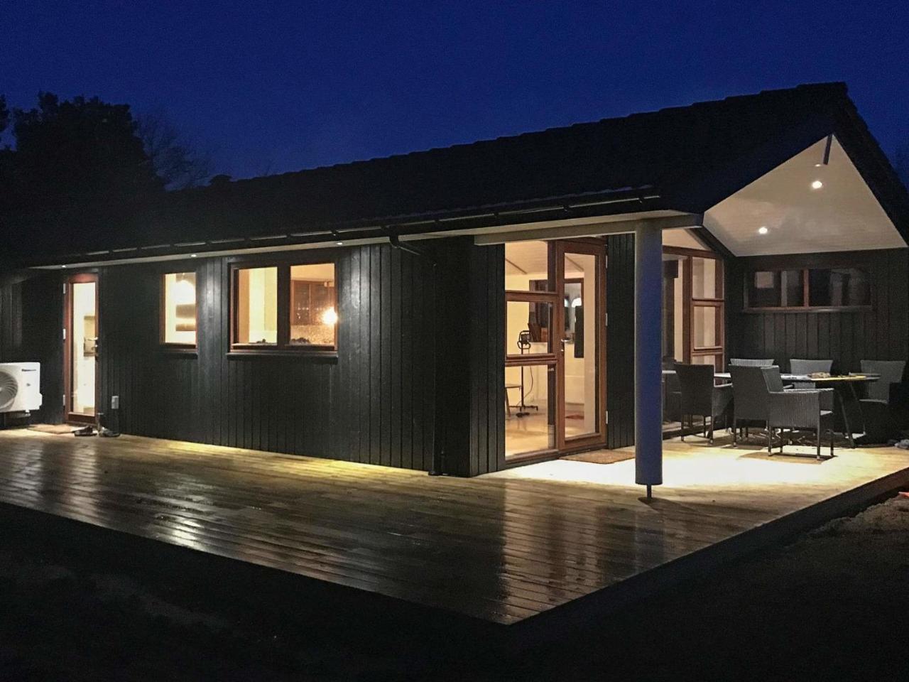 6 Person Holiday Home In R M Lakolk ภายนอก รูปภาพ